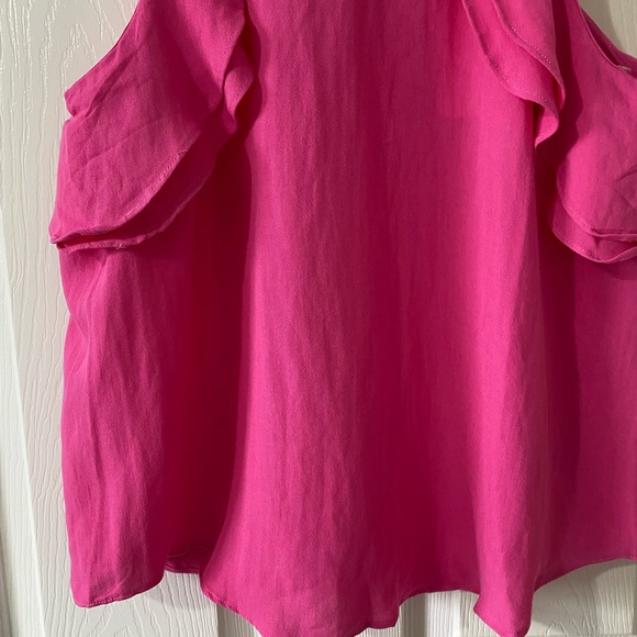 NWT Entro Pink Cold Shoulder Halter Top with Bow - Picture 2 of 11